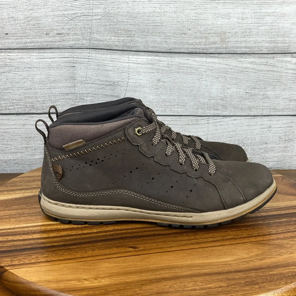 Columbia Three Passes Chukka Boot Dark Brown Leather YM5290-059 Men’s Size 9